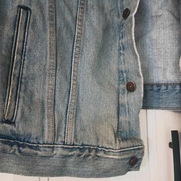 Levi's jeans jacket - Picture 5 of 5